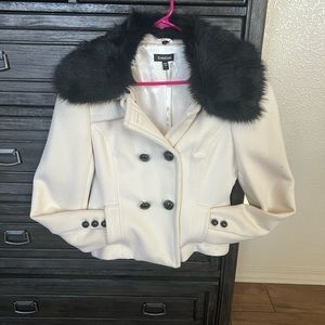Women’s beige bebe coat